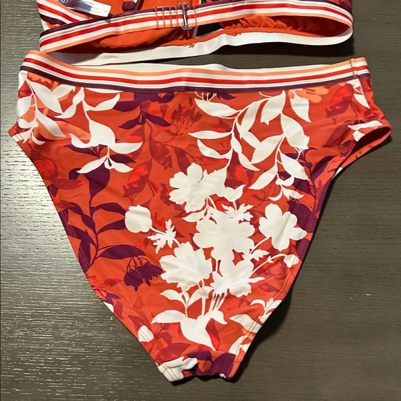 Adore Me bikini, size large - Picture 5 of 7